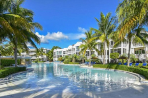 LICENSED MGR - MODERN 3/3.5 VILLA - KEY LARGO'S MOST UPSCALE OCEANFRONT RESORT!